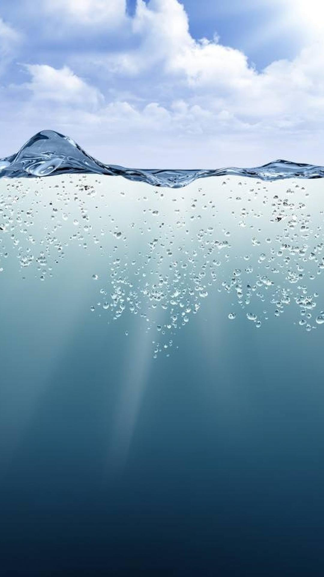 Que fatores devem ser considerados ao escolher um instrumento de monitoramento de múltiplos parâmetros para a qualidade da água?